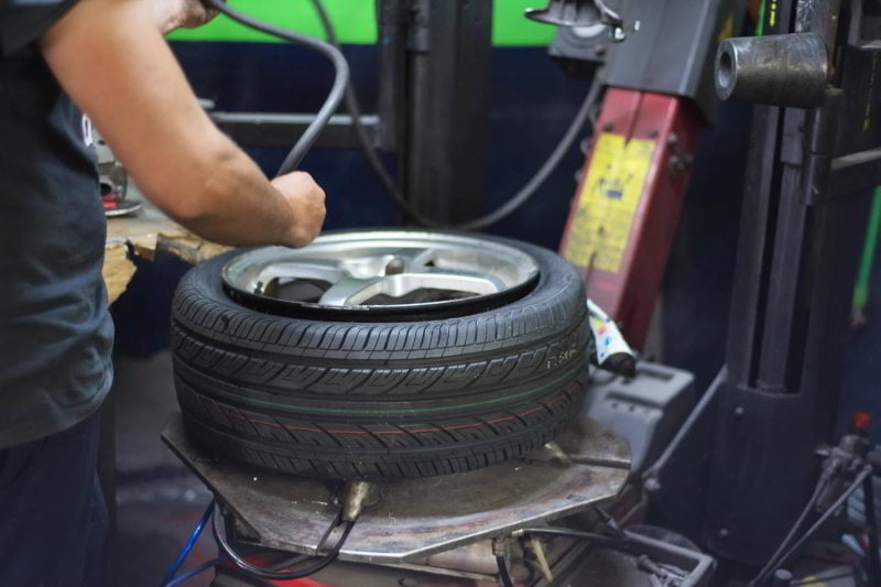 renkaan asennus vanteelle